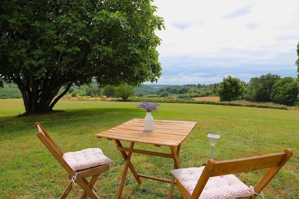 Gites Boutique Villamblard Екстер'єр фото